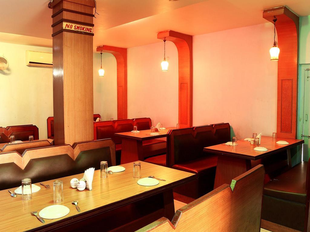 Hāora Oyo 1348 Hotel Zaika Inn מראה חיצוני תמונה